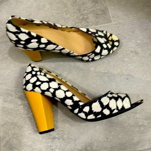 Women’s peep toe heel
